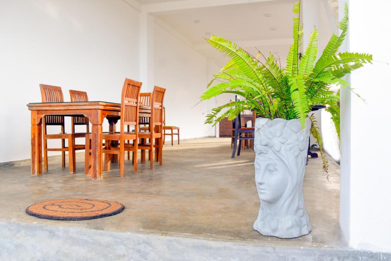 Kavin Beach Hotel Hikkaduwa Dış mekan fotoğraf