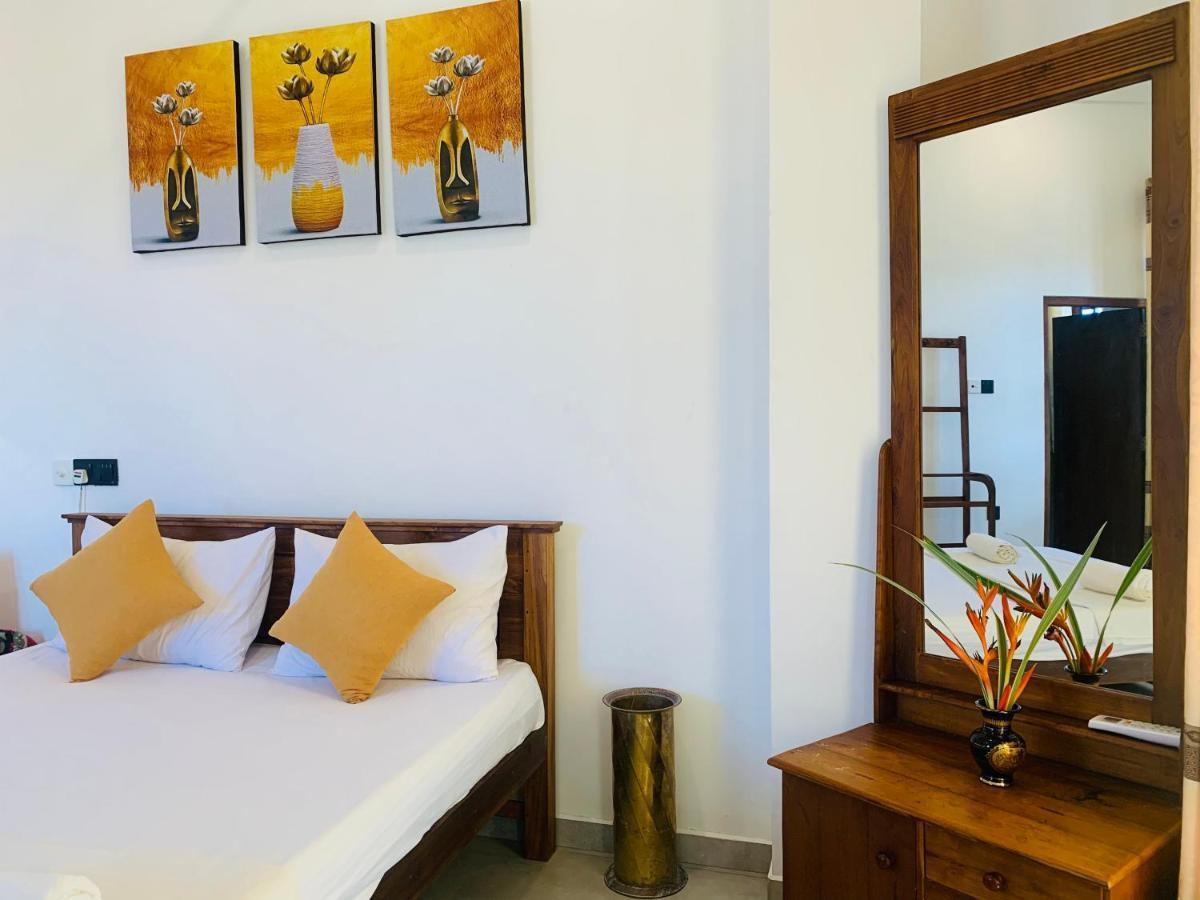 Kavin Beach Hotel Hikkaduwa Dış mekan fotoğraf